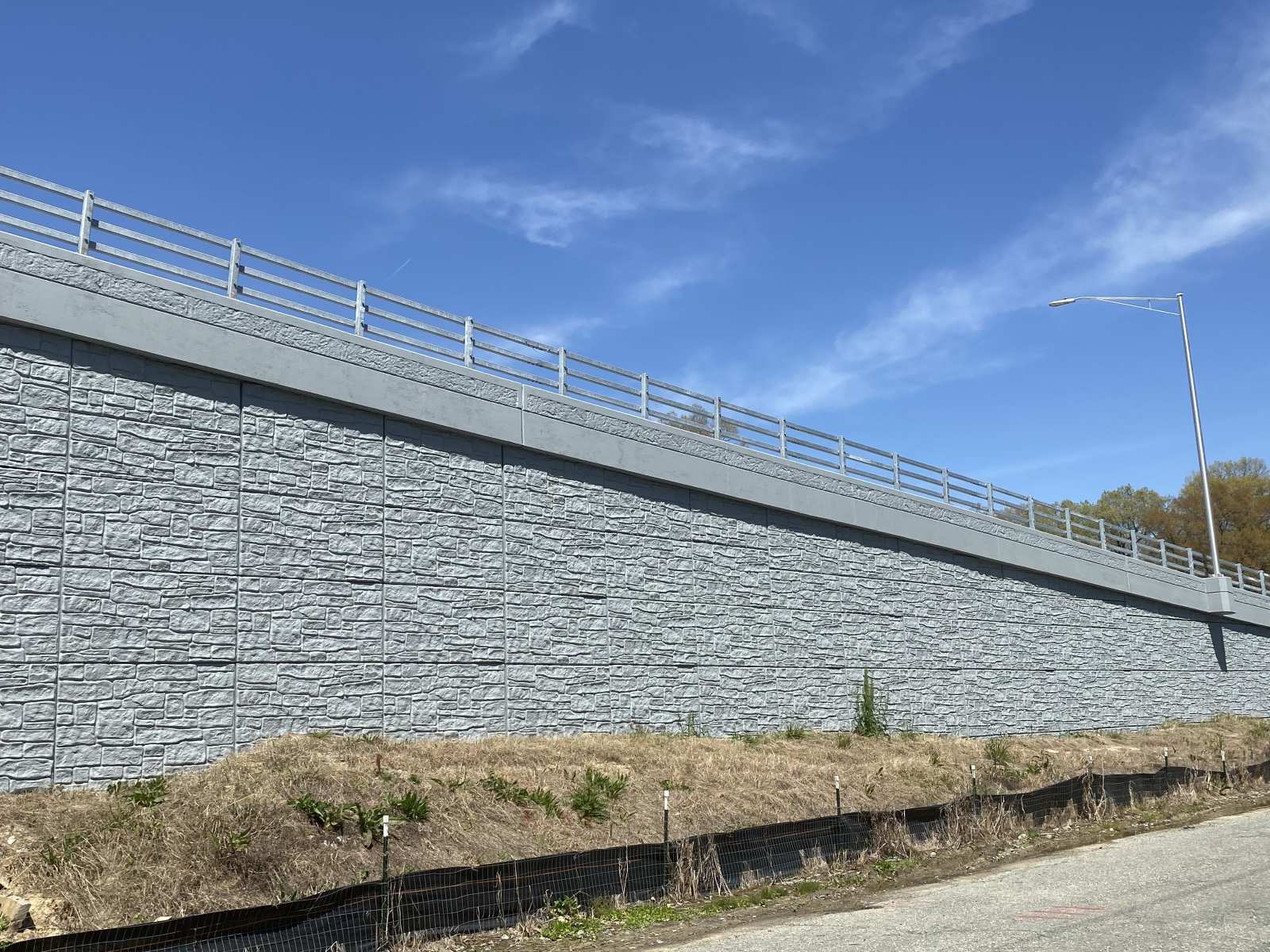 0C6FC1FA-94DC-44BE-A89A-EAC5F1CF57FB T-Wall retaining wall front face